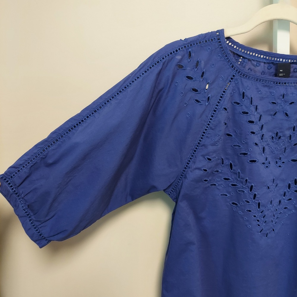Gap Womens Eyelet Embroidered Blouse Blue Cotton Puff Sleeve Top XS Preppy - Picture 3 of 7